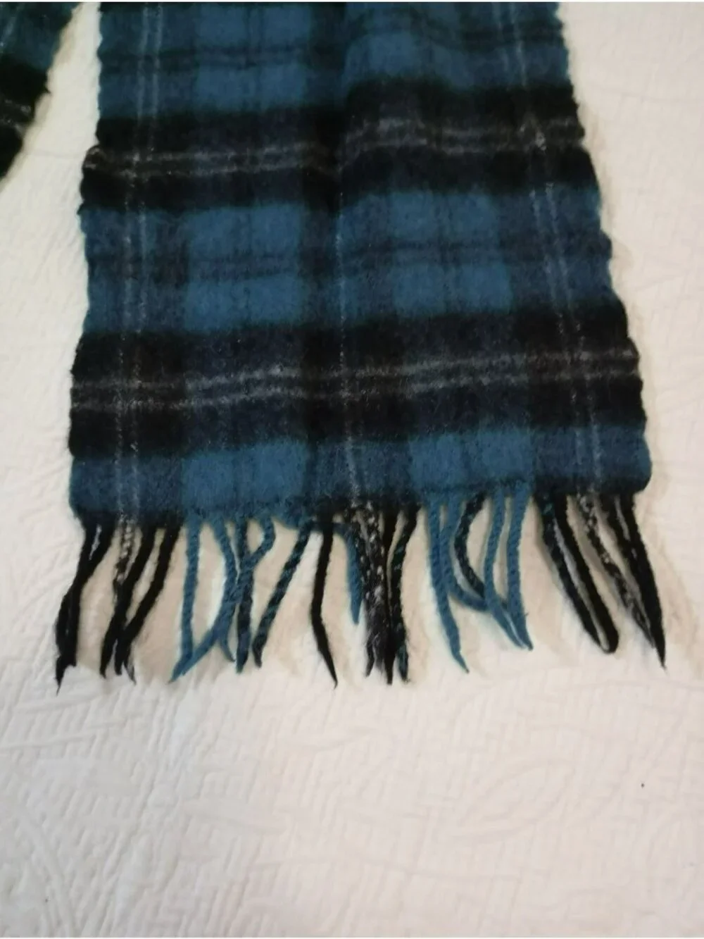 Hector Russell Clan Tartan Scarf 100% Lambswool Black & Blue Plaid  Fringe Ends